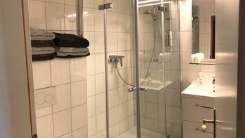 Haartrockner, Toilettenpapier