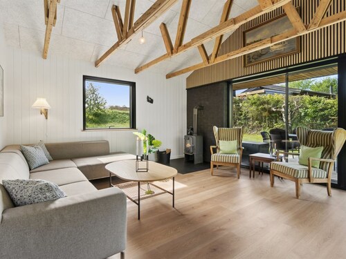 "Radica" - 400m from the sea by Interhome