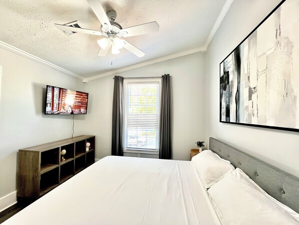 1 dormitorio, escritorio, tabla de planchar con plancha y wifi gratis