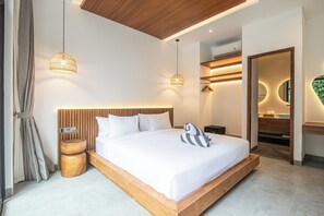 5 bedrooms, iron/ironing board, free WiFi, bed sheets