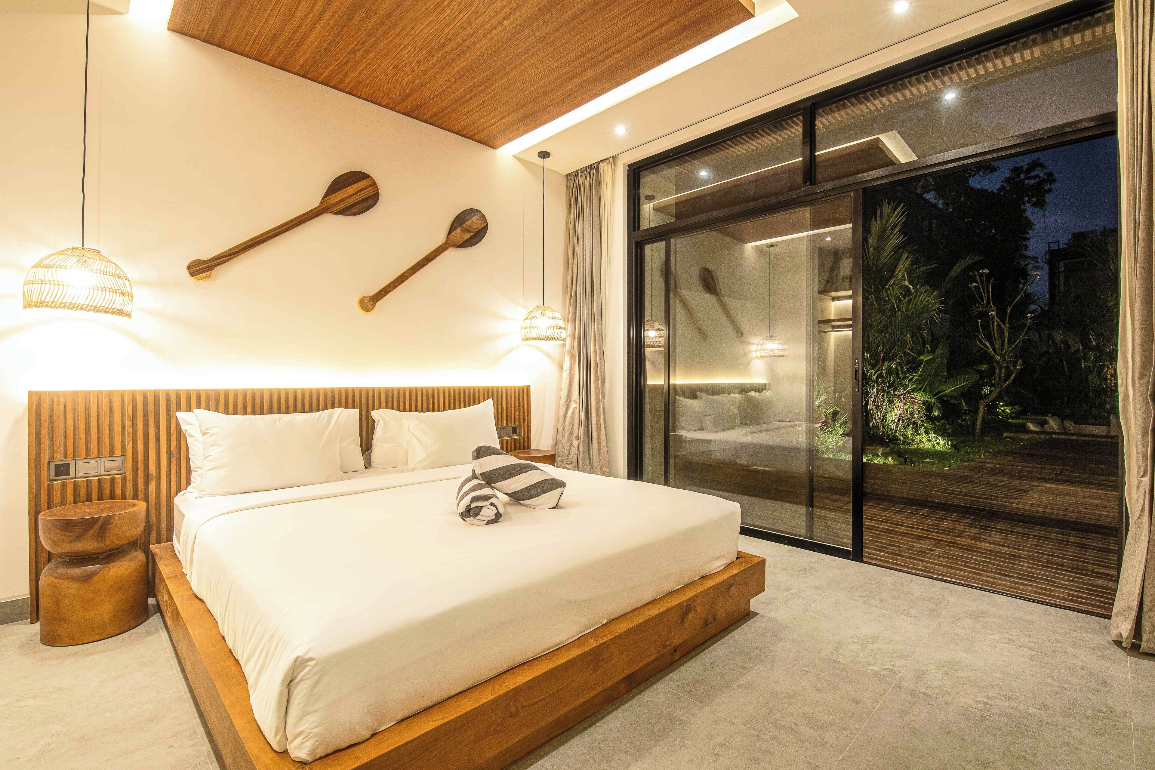 5 habitaciones, tabla de planchar con plancha y wifi gratis 