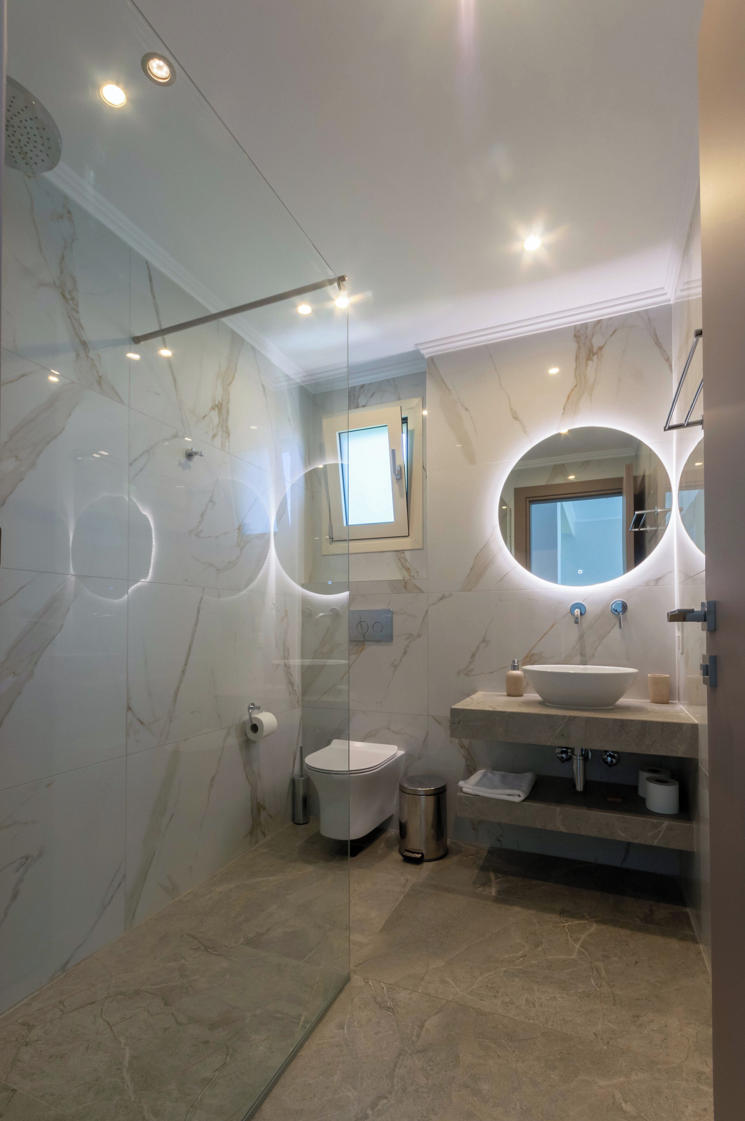 Superior Suite, Balcony, Sea View | Bathroom