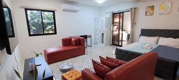 Room, Multiple Bedrooms, Balcony | 1 bedroom