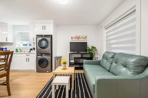 A cozy and stylish 2-bedroom retreat