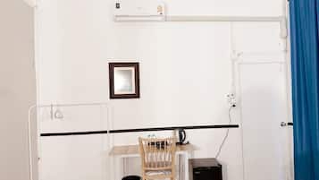 Studio | Living area