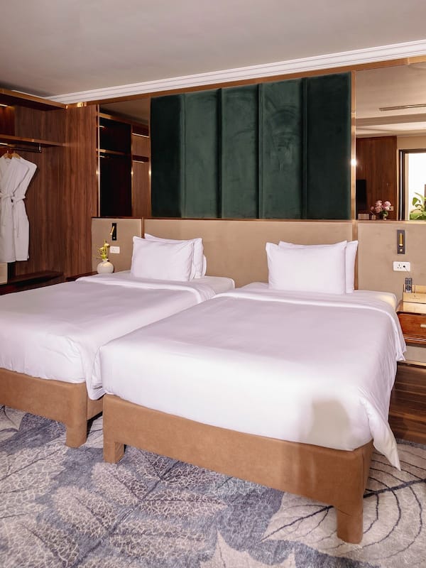 Executive with Balcony | Egyptian cotton sheets, premium bedding, down duvets, pillow-top beds