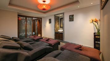 Salas para tratamentos a dois, sauna seca, sauna a vapor