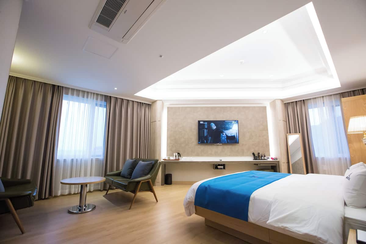 Habitación Premium con 1 cama matrimonial o 2 individuales, vista al océano | Wifi gratis