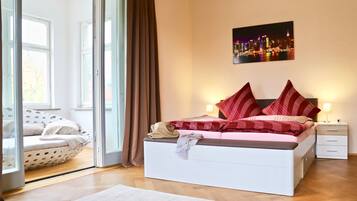 5 Schlafzimmer, Bügeleisen/Bügelbrett, WLAN
