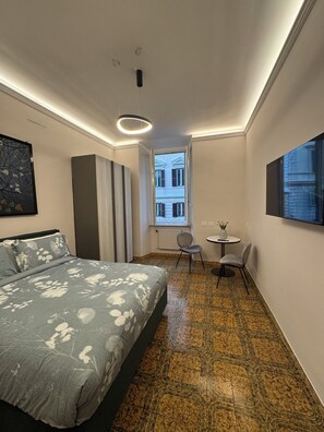 Habitació doble tradicional | Espai de treball apte per a portàtils i planxa i posts de planxar 