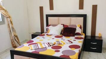 1 dormitorio, tabla de planchar con plancha, wifi gratis y ropa de cama