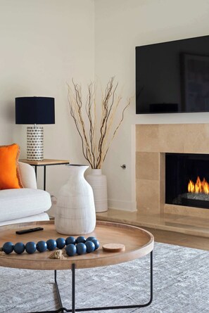 TV, fireplace, offices