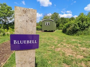 تفاصيل الفندق من الخارج