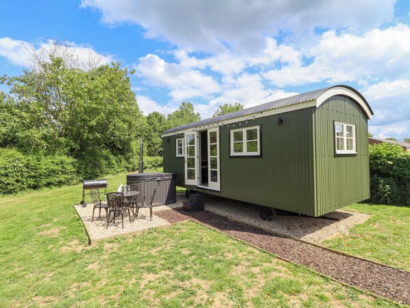 واجهة المنشأة