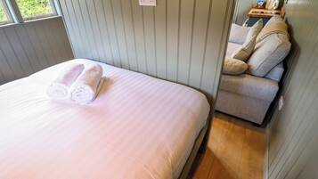 1 غرفة نوم وبديكورات فريدة لكل غرفة وطراز فريد لكل وحدة وواي فاي مجانًا