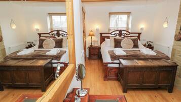 1 habitación, decoración personalizada y muebles diferentes