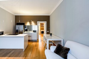 Deluxe Apartment | Living area - Bramante Luxury Apartments by InnStay (Milan)