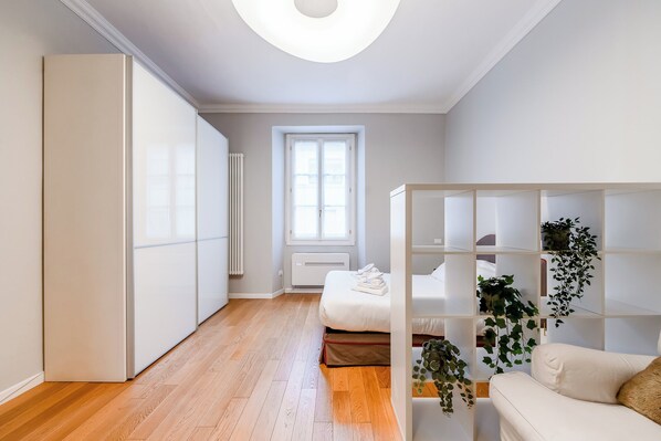 Comfort Apartment | Desk, blackout drapes, soundproofing, iron/ironing board
