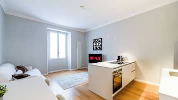 Deluxe Apartment | Living area