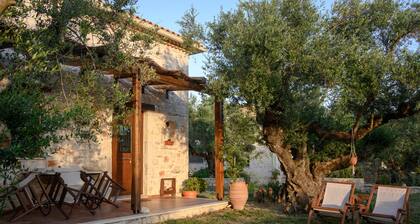 Daphne Cottage | Lioriza Houses Zakynthos