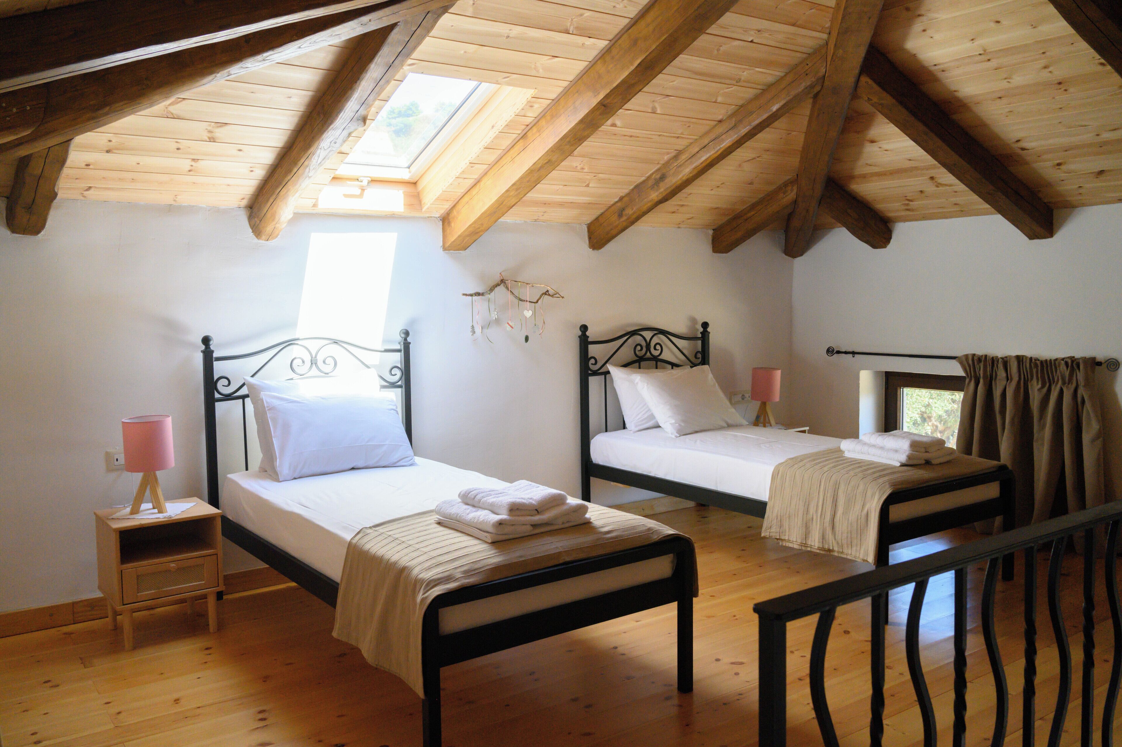 2 bedrooms, iron/ironing board, travel crib, free WiFi