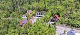 Spa, Mountain, Pool table - Le Haut 132