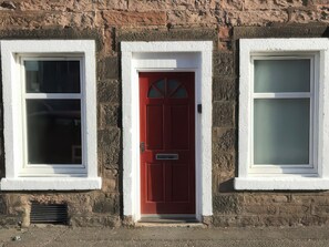 Exterior detail - 2 Lower Kessock Street (Inverness)