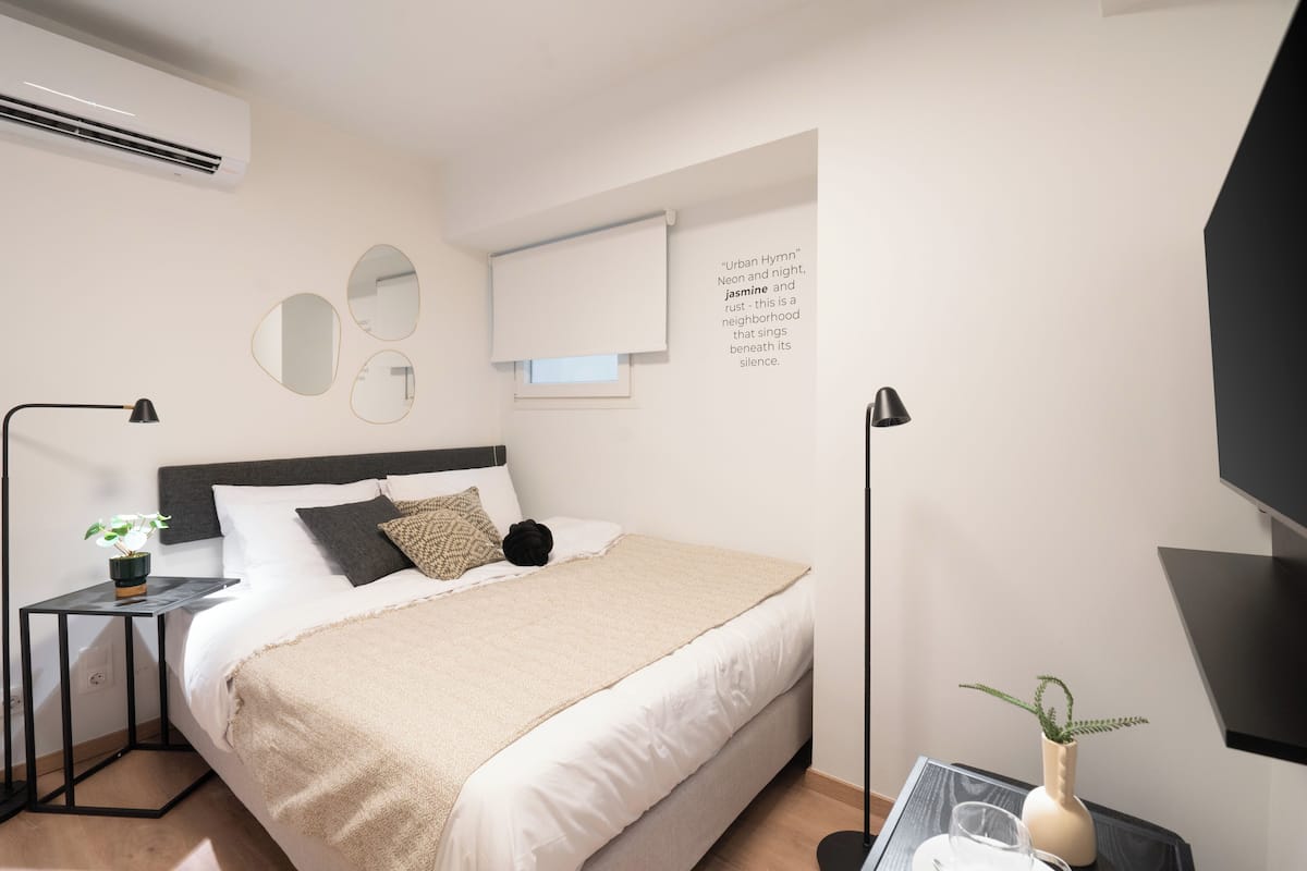 In-room safe, individually decorated, individually furnished