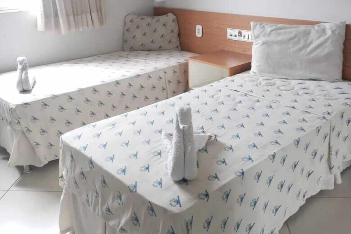 Laptop workspace, free WiFi, bed sheets