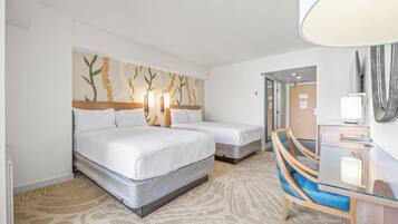 Desk, iron/ironing board, WiFi, bed sheets