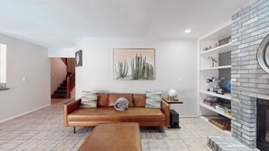 TV, fireplace, offices