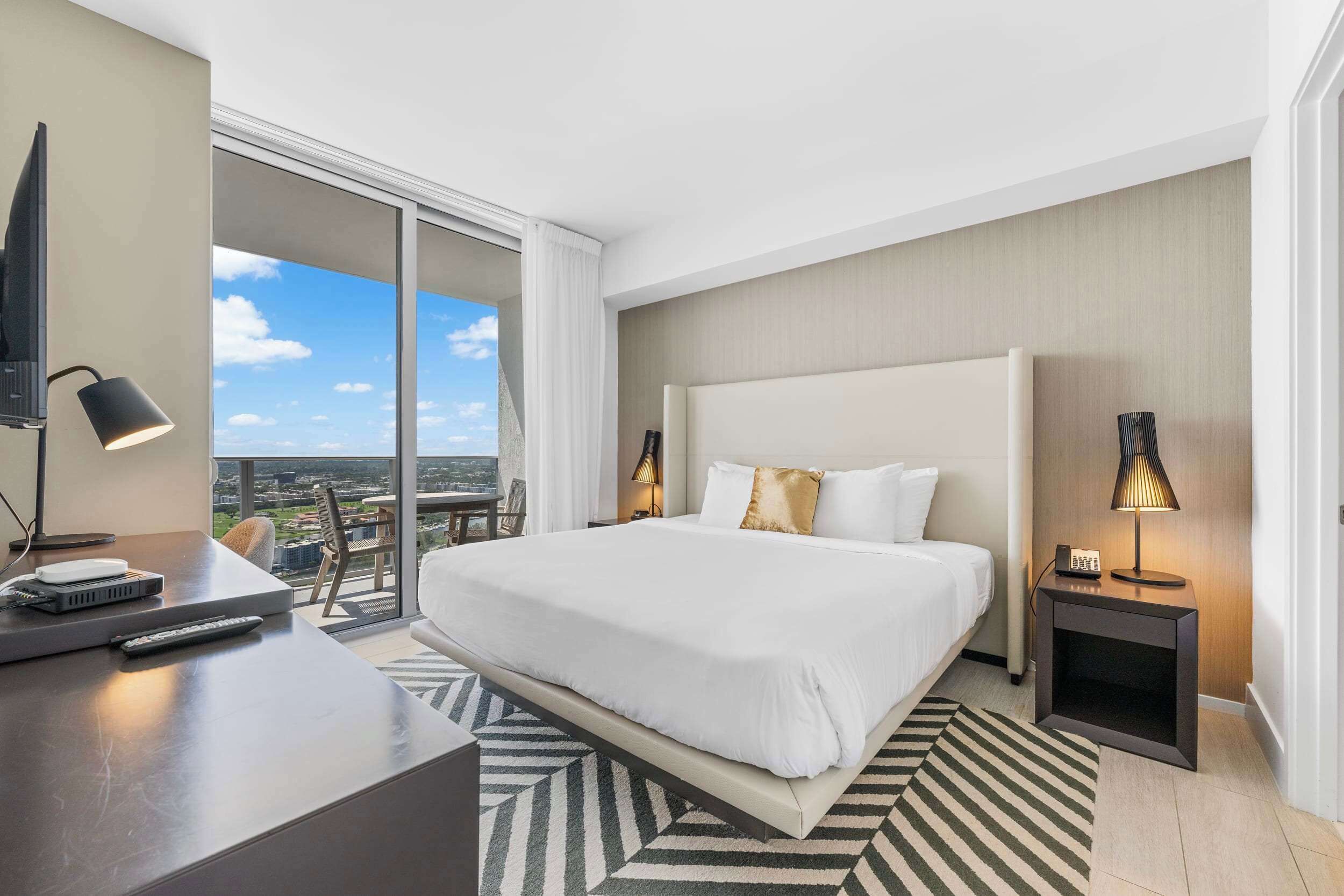 1 bedroom, desk, iron/ironing board, WiFi