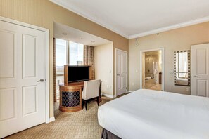 1 bedroom, desk, iron/ironing board, WiFi