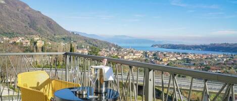 Superior Double Room, Balcony, Lake View | Balcony