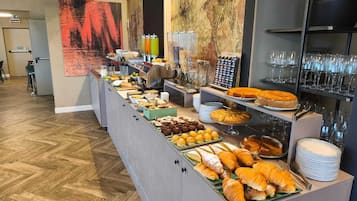 Colazione a buffet inclusa, servita tutte le mattine