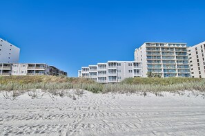 Exterior - Seaside Escape at Windsong-Unit 306-Sleeps 4-1br/1ba-Balcony-WIFI-Parking (North Myrtle Beach)