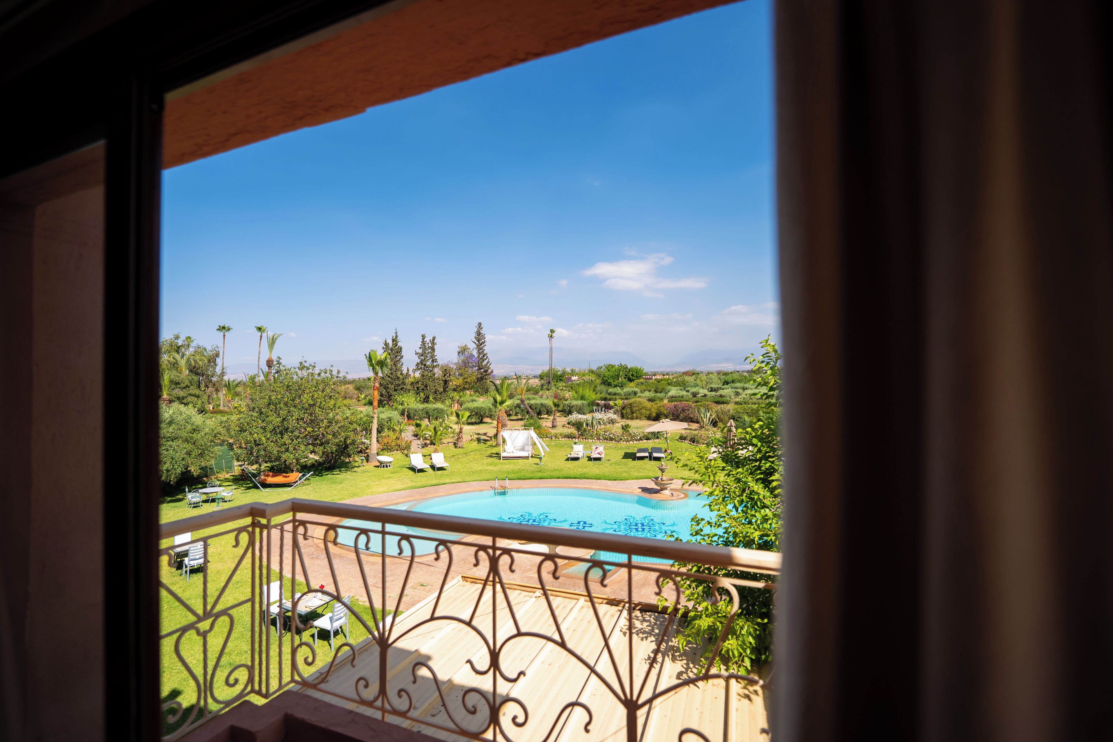 スタンダード ダブルルーム | セーフティボックス (室内)、防音設備、WiFi (無料)