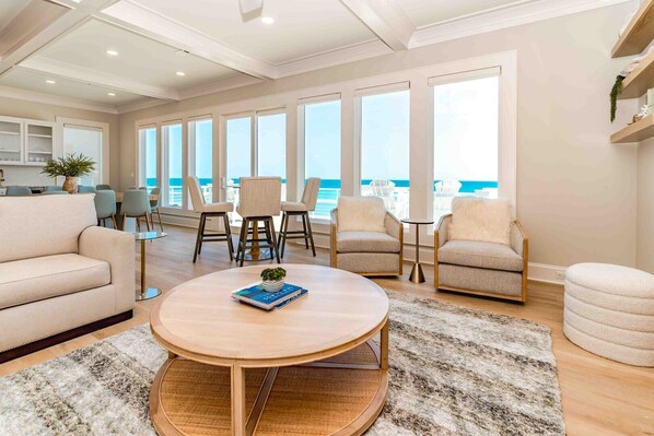 Smart TV, table tennis