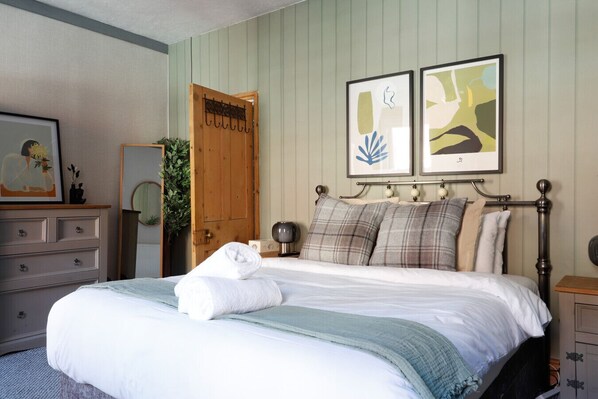 1 Schlafzimmer, Bügeleisen/Bügelbrett, Reisekinderbett, kostenloses WLAN