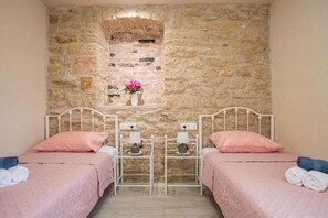 4 chambres, fer et planche Ă repasser, Wi-Fi gratuit, draps fournis