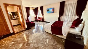 8 bedrooms, iron/ironing board, WiFi, bed sheets