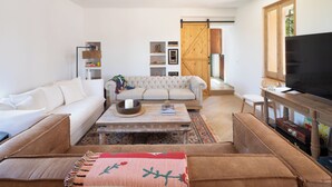 Unclassified image, 4 of 13, button - Hotel Dosterras (Marçà)