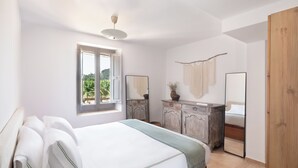 Unclassified image, 2 of 13, button - Hotel Dosterras (Marçà)
