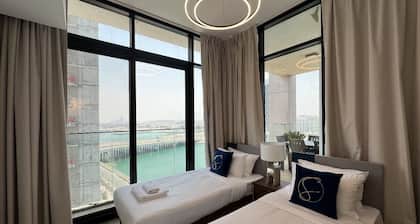 Spacious 3-bedroom apartment with WiFi, AC in wonderful Maryah Island, Abu Dhabi