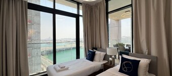 Spacious 3-bedroom apartment with WiFi, AC in wonderful Maryah Island, Abu Dhabi