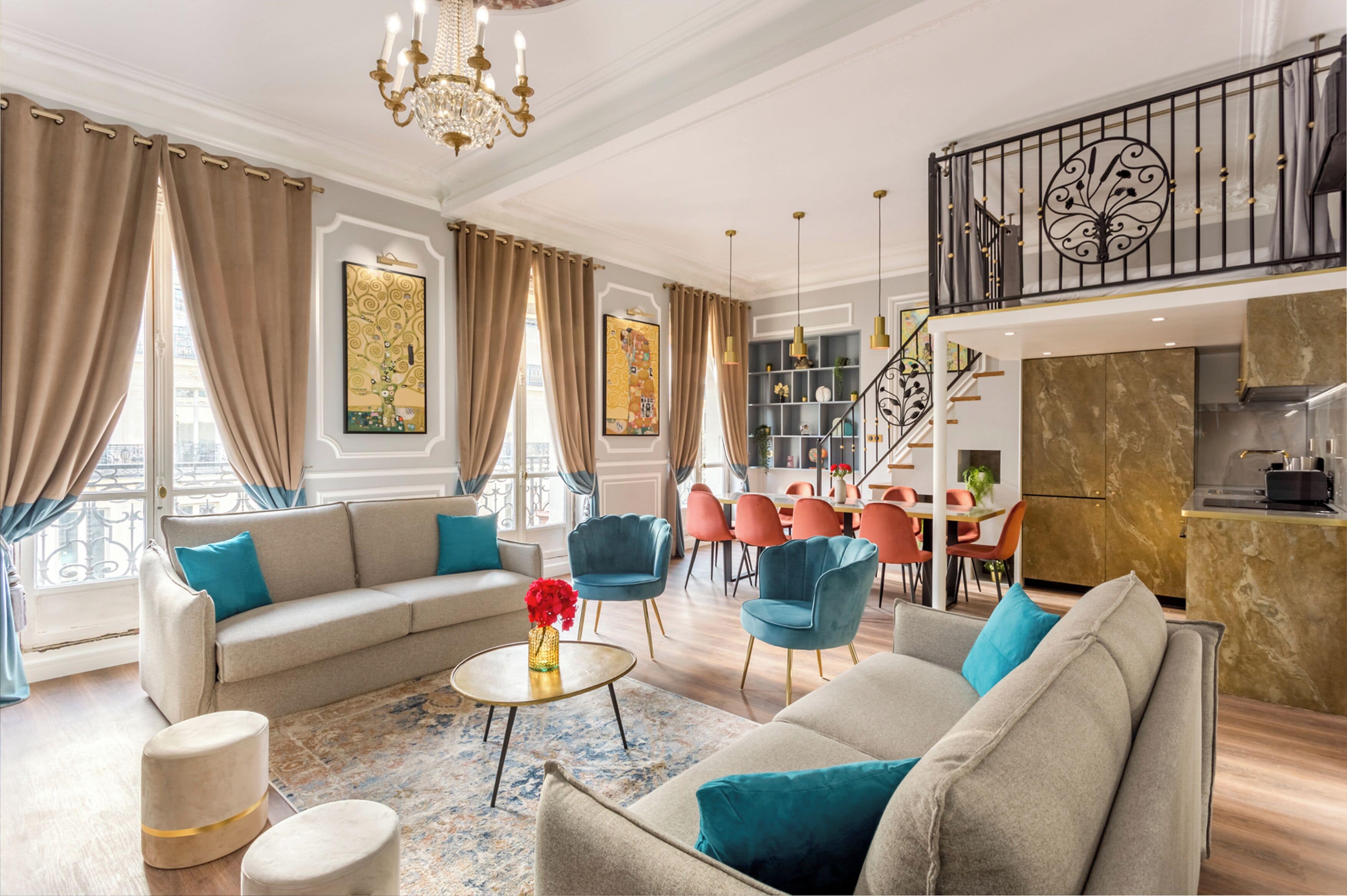 Apartment, Stadtblick | Wohnbereich