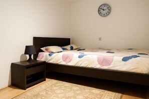 2 bedrooms, iron/ironing board, free WiFi, bed sheets - Peaceful heaven near Paris (Aulnay-sous-Bois)