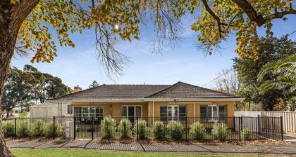 Kennington House, 3BR Home in Bendigo City