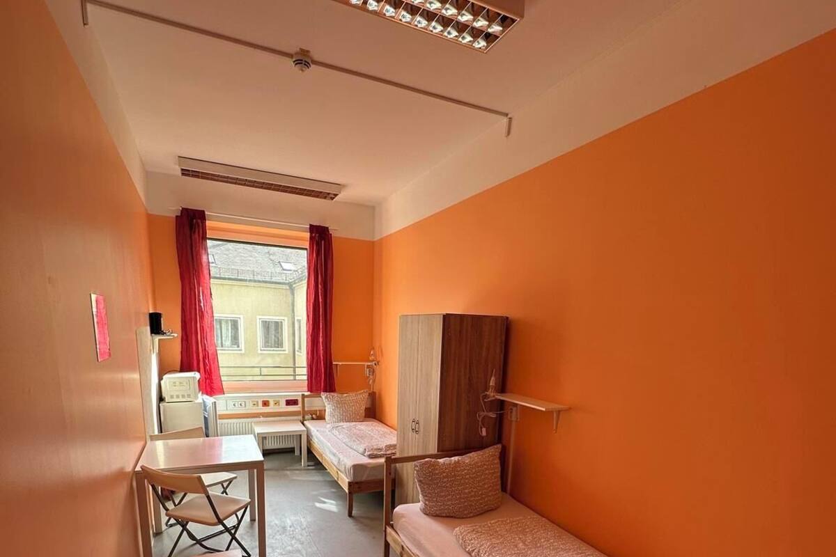 Twin Room (#310) | Iron/ironing board (on request), WiFi (free), individually furnished