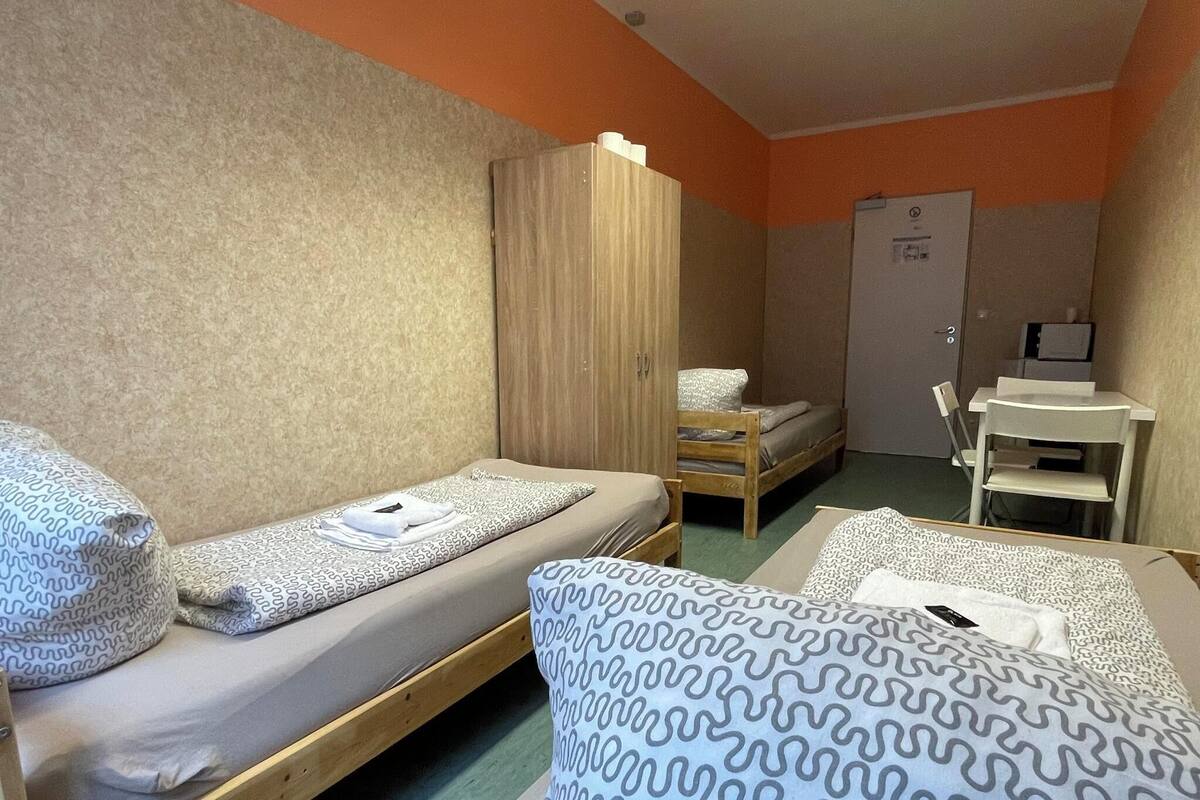 Triple Room | Iron/ironing board (on request), WiFi (free), individually furnished